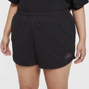 NWT Nike Sportswear Women's Plus Size 3X Essential Futura French Terry Shorts